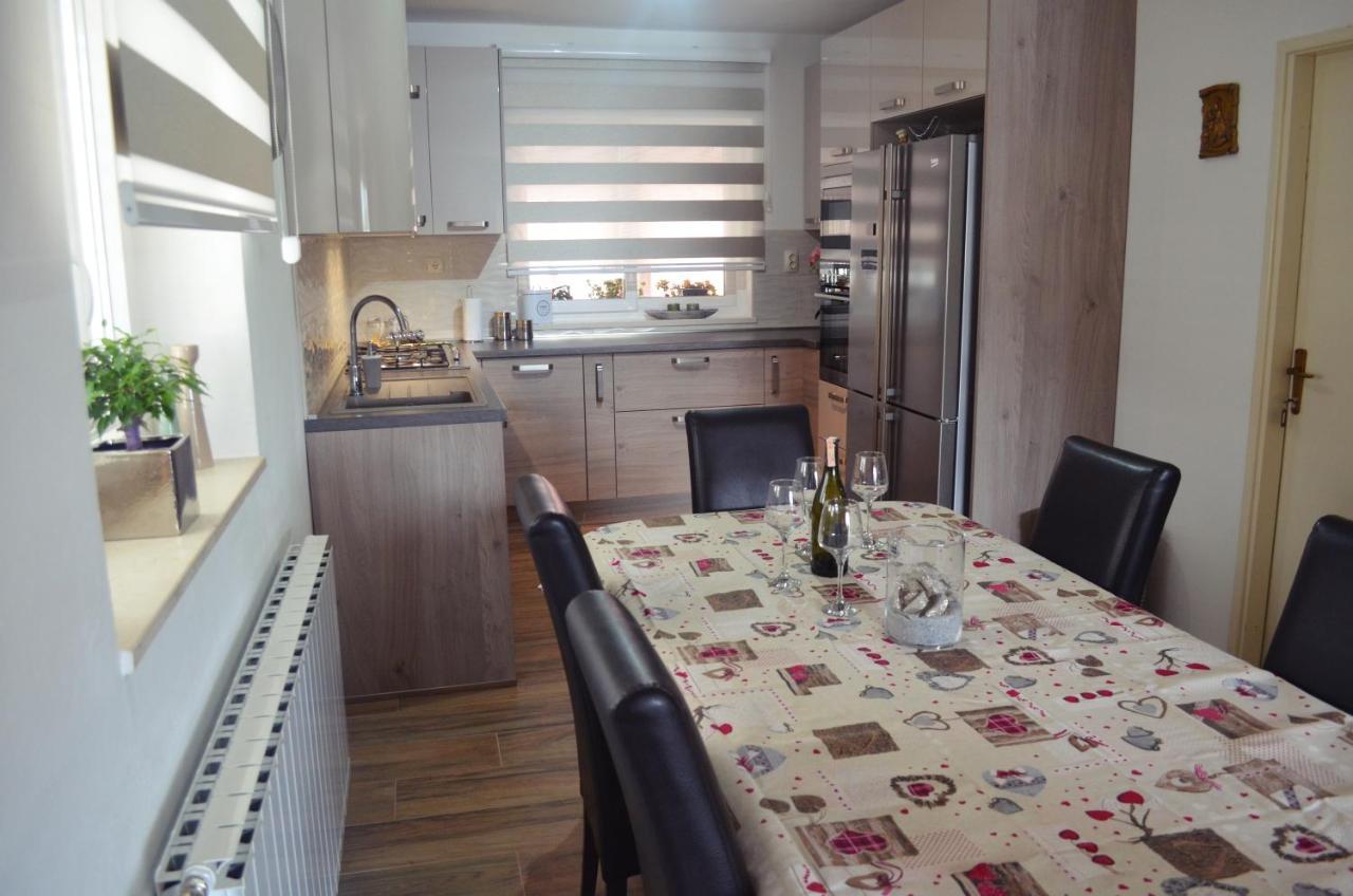 Račišće Apartments Rina - Kneze מראה חיצוני תמונה