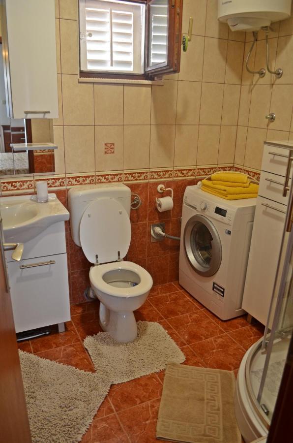 Račišće Apartments Rina - Kneze מראה חיצוני תמונה